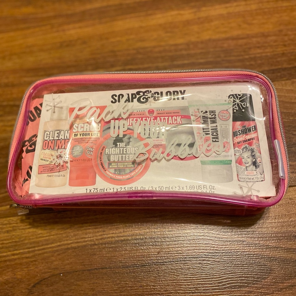 Soap & Glory - Pack up your bubbles bath set